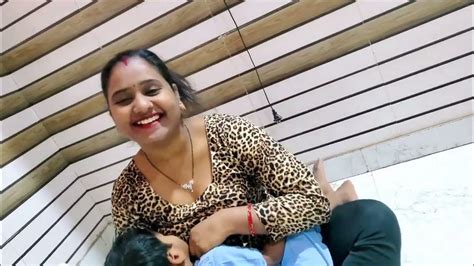 Mallu aunty ki padosi ladke se mastram chudai clip